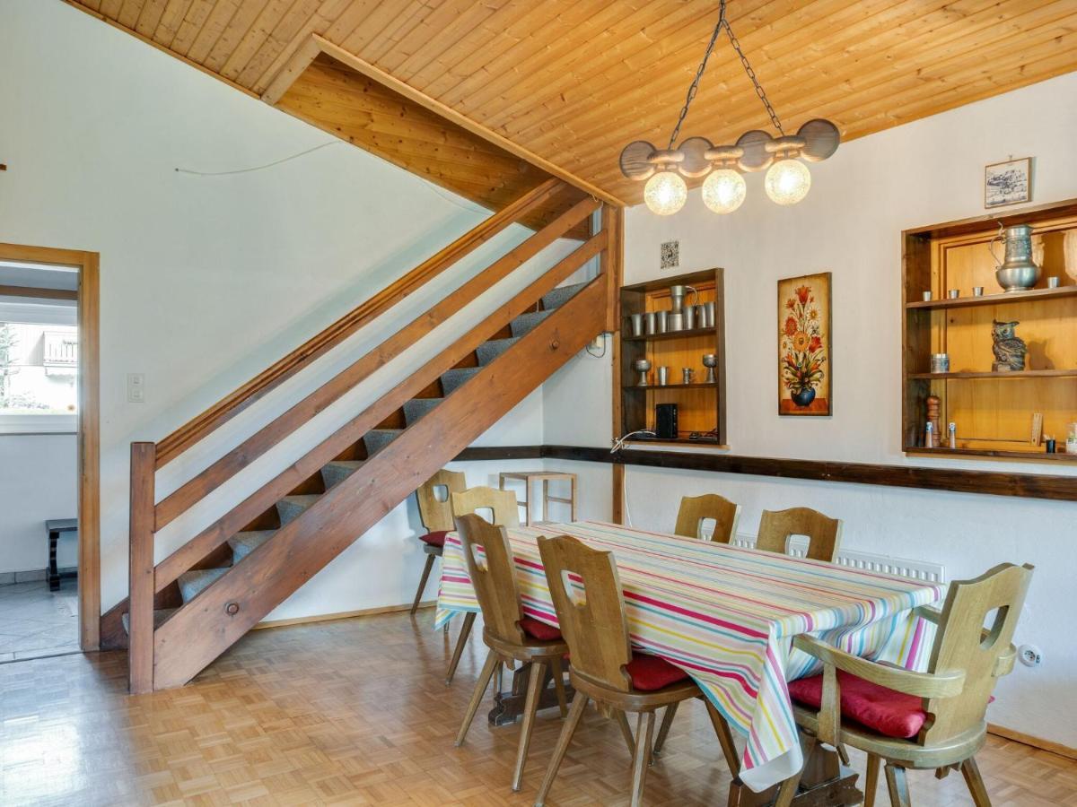 Spacious Chalet In Maishofen Near Forest Exterior foto